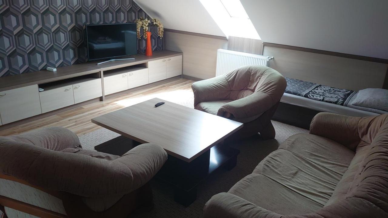 Fitnessfun Bed & Breakfast Krzyz Wielkopolski Ngoại thất bức ảnh